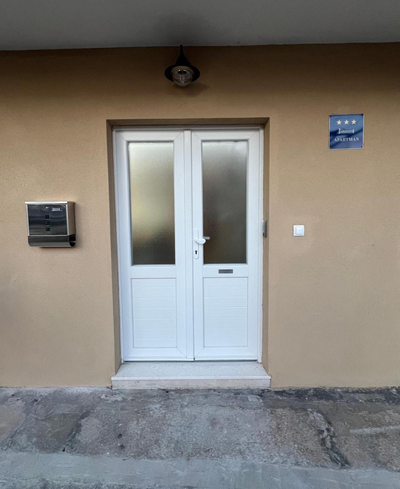 Lady Di Apartamento Makarska Exterior foto