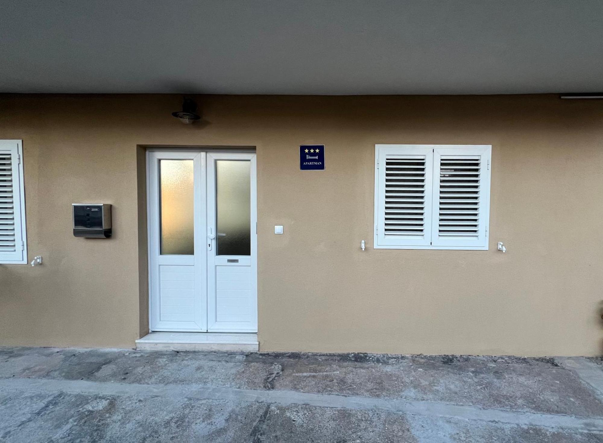 Lady Di Apartamento Makarska Exterior foto